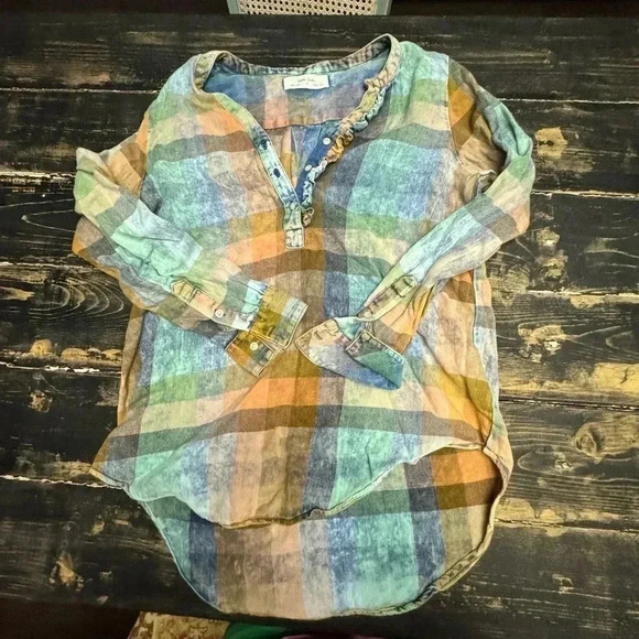 Tops - ISABELLA SINCLAIR PLAID BLOUSE SIZE SMALL
